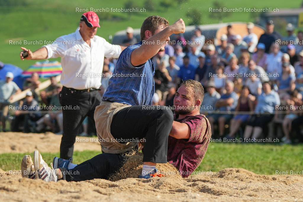 RB_09348 | René Burch leidenschaftlicher Fotograf aus Kerns in Obwalden.  Hier finden sie Sport, Landschaft und Natur Fotografie.
 - Realisiert mit Pictrs.com