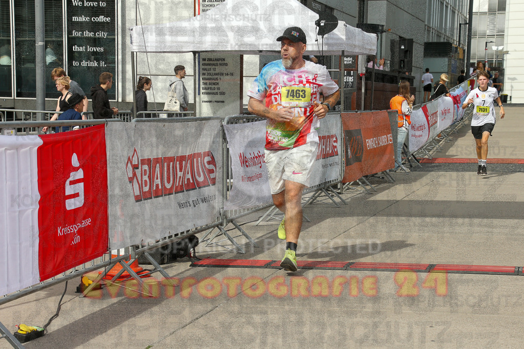 250920_1327_EX1_4668 | Sportfotografie im Rhein-Sieg Kreis, Köln, Bonn, NRW, Rheinland Pfalz, Hessen, etc. Unser Tätigkeitsfeld umfasst den Laufsport vom Volkslauf über den Marathon, Duathlon, Triathon bis zum Ultralauf wie Kölnpfad Ultra oder Schindertrail.