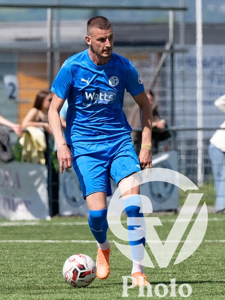 FC Vernier  v UGS FC  - 2eme ligue inter  | Geneva, Switzerland - April 19 : during the 2eme ligue inter  match between FC Vernier  and UGS FC  at Stade de Vernier on April 19 , 2026 in Geneva, Switzerland.
