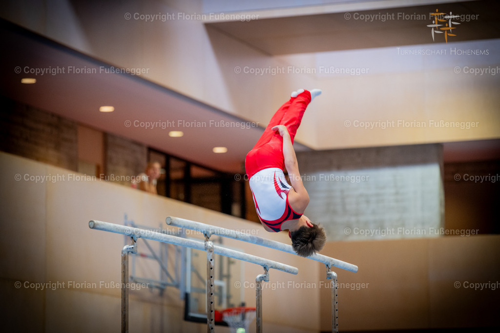 Promo-42 | "Fussifoto.com – Ihr Ansprechpartner für hochwertige Fotografie! Entdecken Sie kreative Bilder und professionelle Dienstleistungen. Kontaktieren Sie uns für Ihre Projekte!"