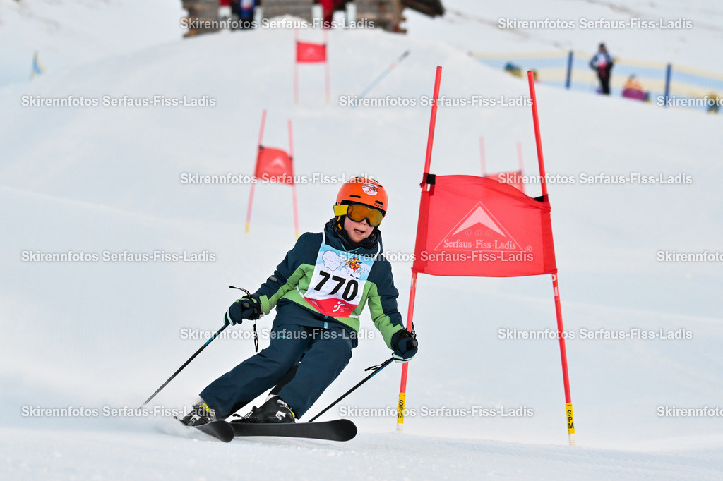 SRF_01.01.2026_0247 | SRF_01.01.2026_0247 - Realisiert mit Pictrs.com