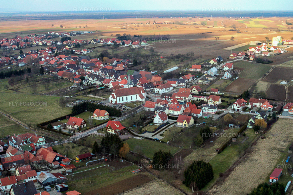 Aerial view: View of the town in Seebach in the state Bas-Rhin, France.Photo: IMG_1200.jpg taken on 03/12/2006 by Werner Riehm/FLY-FOTO.comResolution of the original: 3209 x 2139 px