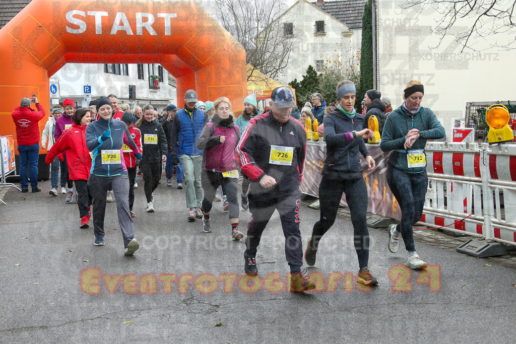 251130_1032_EX1_5119 | Sportfotografie im Rhein-Sieg Kreis, Köln, Bonn, NRW, Rheinland Pfalz, Hessen, etc. Unser Tätigkeitsfeld umfasst den Laufsport vom Volkslauf über den Marathon, Duathlon, Triathon bis zum Ultralauf wie Kölnpfad Ultra oder Schindertrail.