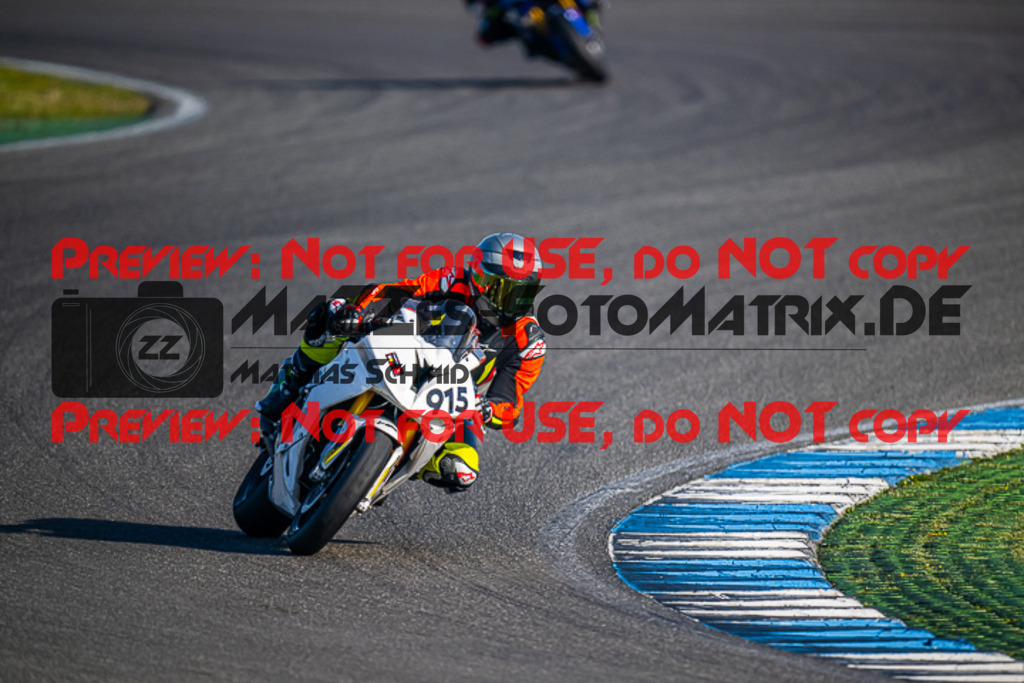 MaZZes_FotoMatrix_230410_1773 | ROT