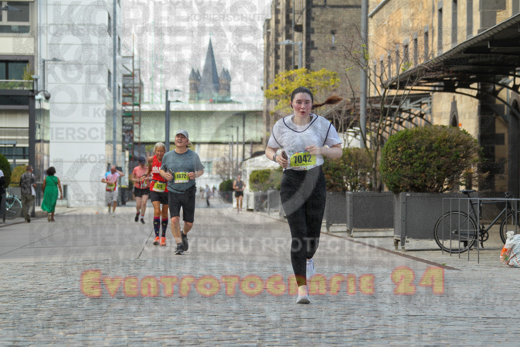 250920_1504_EV4_8061 | Sportfotografie im Rhein-Sieg Kreis, Köln, Bonn, NRW, Rheinland Pfalz, Hessen, etc. Unser Tätigkeitsfeld umfasst den Laufsport vom Volkslauf über den Marathon, Duathlon, Triathon bis zum Ultralauf wie Kölnpfad Ultra oder Schindertrail.