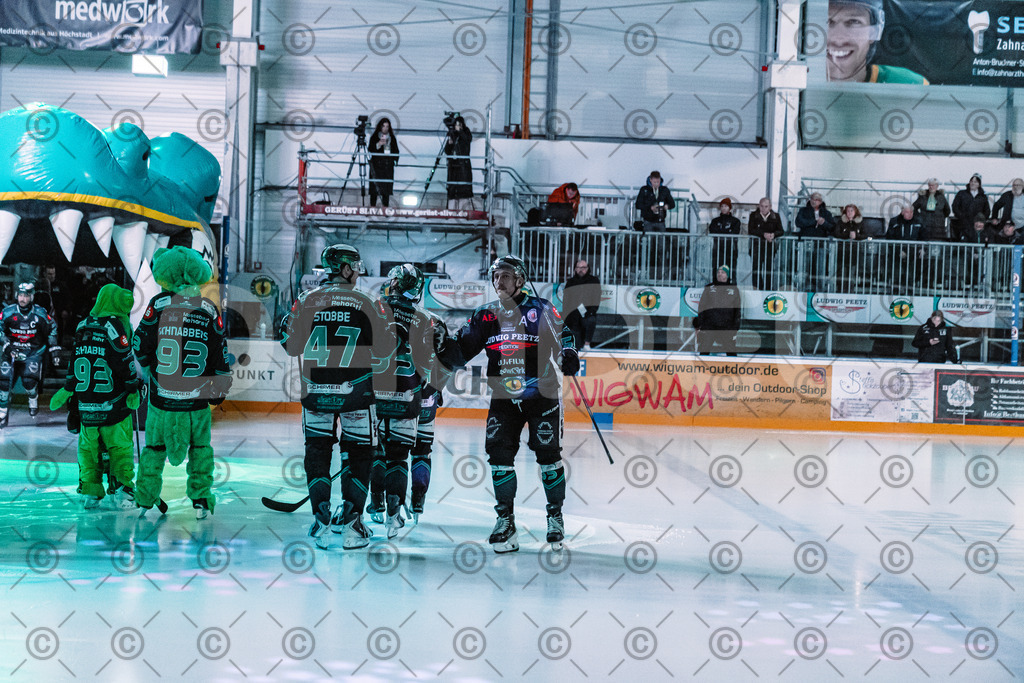Alligators_vs_Deggendorf_30_11_2025-013 | Höchstadt Alligators Fotogalerie: Eishockey-Action aus Franken. Professionelle Spielfotos, Portraits & Stadionbilder zum Download. Jetzt entdecken! - Realisiert mit Pictrs.com