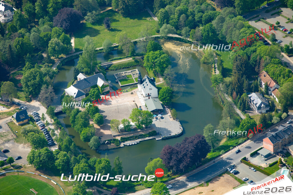 Das Luftbild der Stadt Rodewisch wurde 2022 vom Flugzeug heraus erstellt (keine Drohnen-Aufnahmen) Aufnahmehöhe ca.450 Meter- hohe Bildauflösung und Druck-Qualität. Garantiert!