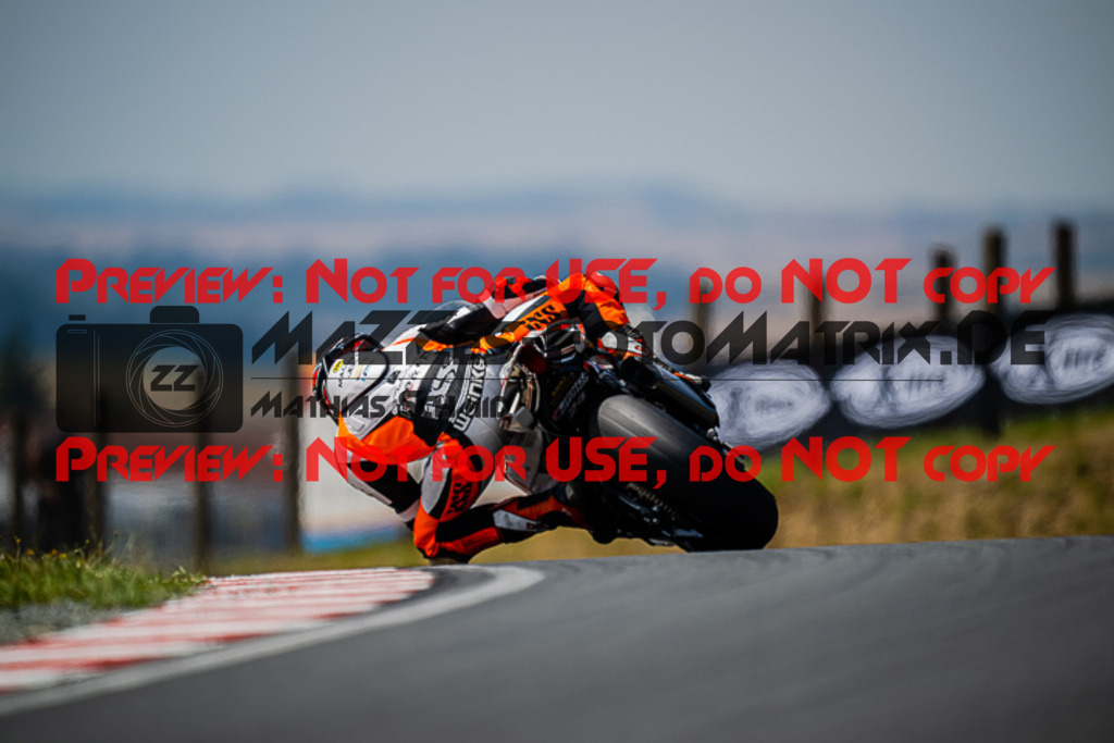 MaZZes_FotoMatrix_220722_4746 | PRO SUPERSTOCK