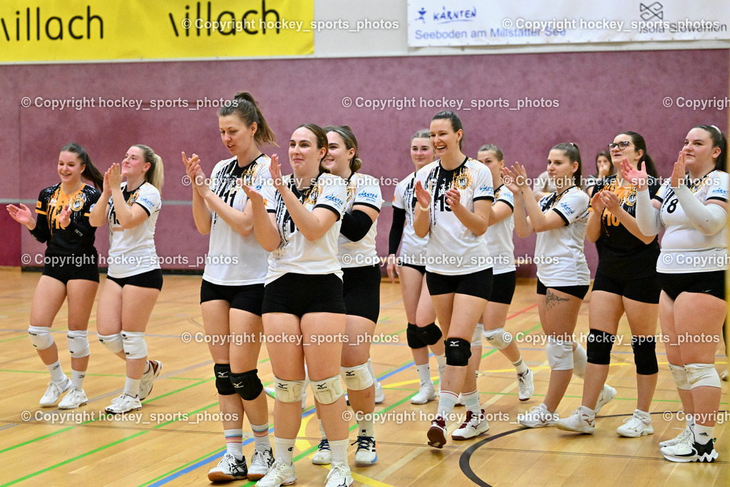 ASKÖ Volley Eagles Villach vs. TI- Schu Staudinger Volley 22.3.2024 | Jubel Mannschaft ASKÖ Eagles Volley, #15 Helena MORITZ Villach ASKÖ Volley, #13 Vanessa BEBEKAJLO Villach ASKÖ Volley, #11 Samira MAUCH Villach ASKÖ Volley, #16 Tamy KÖFLER Villach ASKÖ Volley, #9 Alea KÖFLER Villach ASKÖ Volley, #19 Stefanie RABENSTEINER Villach ASKÖ Volley, #10 Laura CANAL Villach ASKÖ Volley, #8 Arijana DUCANOVIC Villach ASKÖ Volley, ASKÖ Volley Eagles Villach vs. TI- Schu Staudinger Volley 22.3.2024, ASKÖ Volley Eagles Villach vs. TI- Schu Staudinger Volley am 22.03.2024 in Villach (Ballspielhalle Lind), Austria, (Photo by Bernd Stefan)
