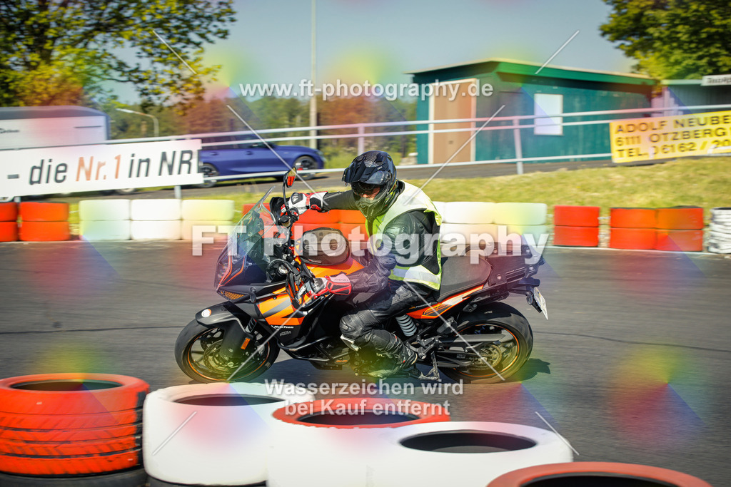 OBK_Mai_Volker_Adam-10081 | Hier findet Ihr Bilder von Touristenfahrten auf der Nürburgring Nordschleife oder von anderen Veranstaltungen die ich besucht habe. Viel Spass beim Durch Schauen 