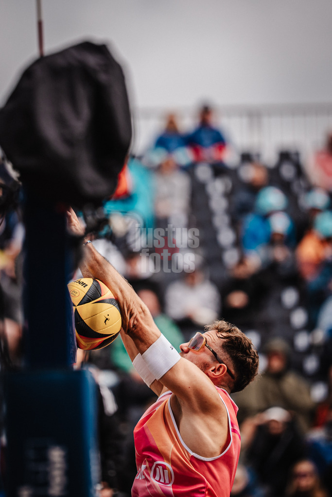 Beachvolleyball | Männer | Deutsche Meisterschaften 2025 Timmendorfer Strand | 05.09.2025 | Block von Jonas Sagstetter