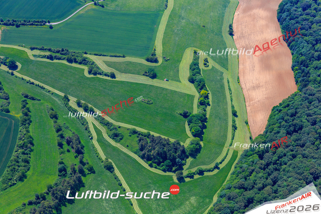 Die Luftaufnahme der Stadt Themar wurde vom UL-Flugzeug heraus erstellt ( keine Drohne )- hohe Auflösung für beste Qualität