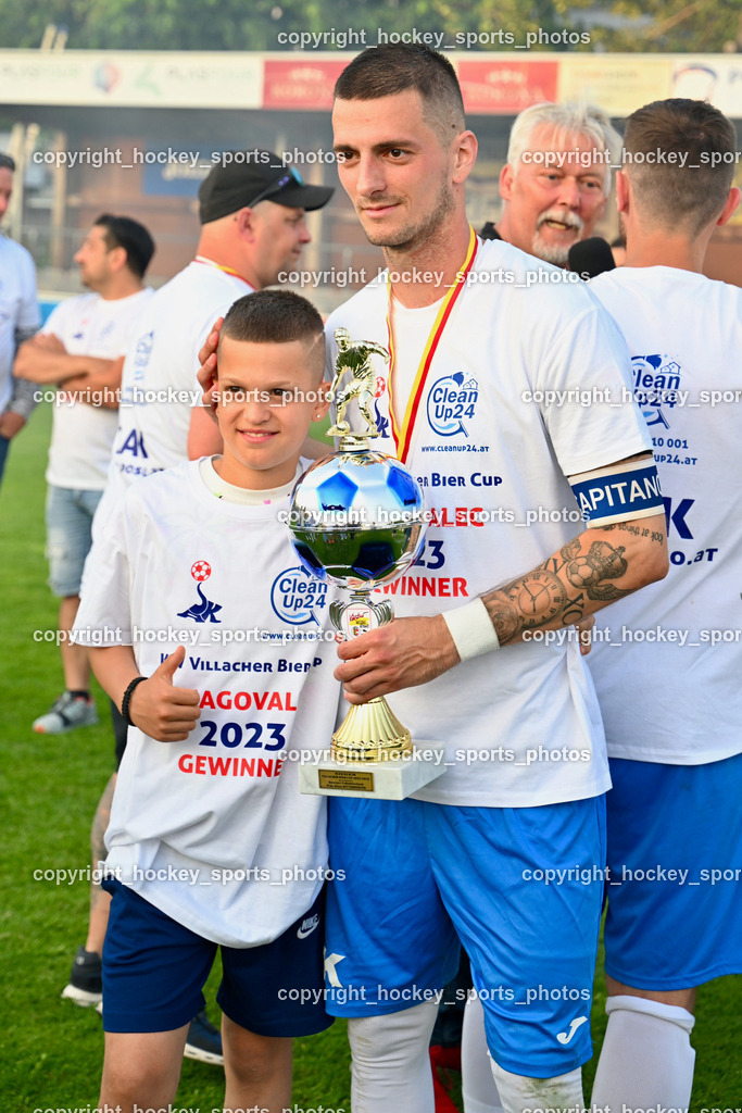 Villacher Bier Cup 2022/23 Siegerehrung SAK vs. SV Dellach Gail 17.6.2023 | hockey sports photos, Pressefotos, Sportfotos, hockey247, win 2day icehockeyleague, Handball Austria, Floorball Austria, ÖVV, Kärntner Eishockeyverband, KEHV, KFV, Kärntner Fussballverband, Österreichischer Volleyballverband, Alps Hockey League, ÖFB, 