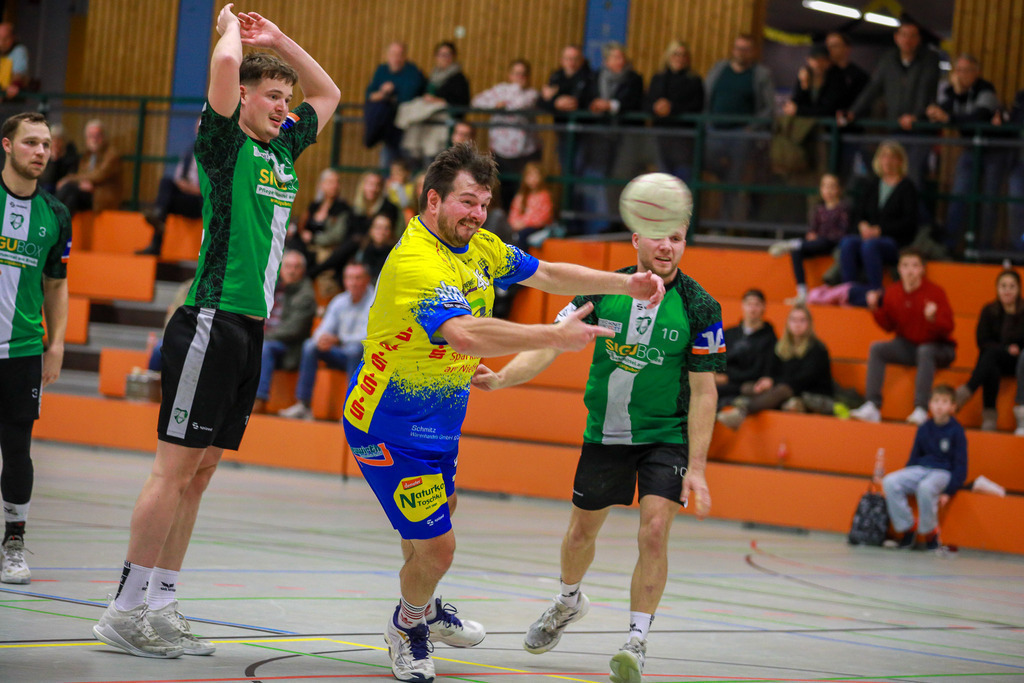 SVN_HcTvRhede_131225_098 | Bildergalerie von Sport-Ereignissen aber auch von weiteren spannenden Dingen - nicht nur vom Niederrhein. In Anlehnung an den bekannten Spruch von Hanns Dieter Hüsch heißt das Motto: "Niederrhein ist überall".  - Realisiert mit Pictrs.com