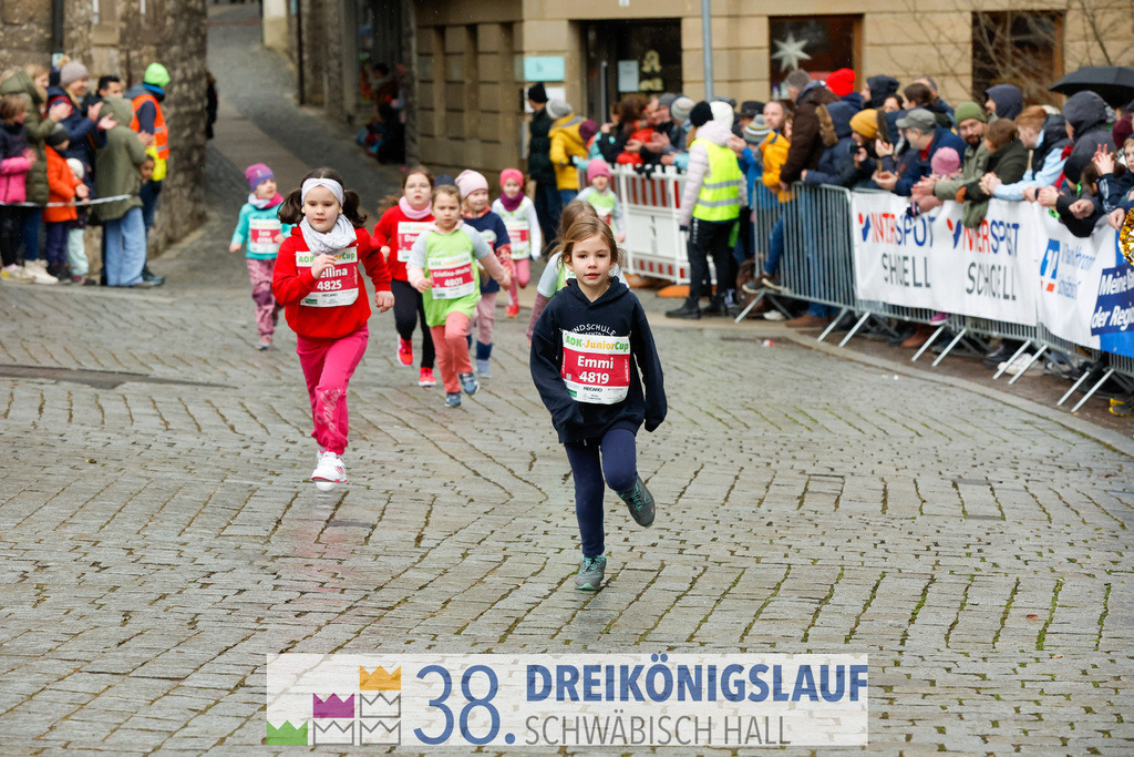 400m AOK Junior Cup | 3 Koenigslauf 2024 400m AOK Junior Cup - Realisiert mit Pictrs.com