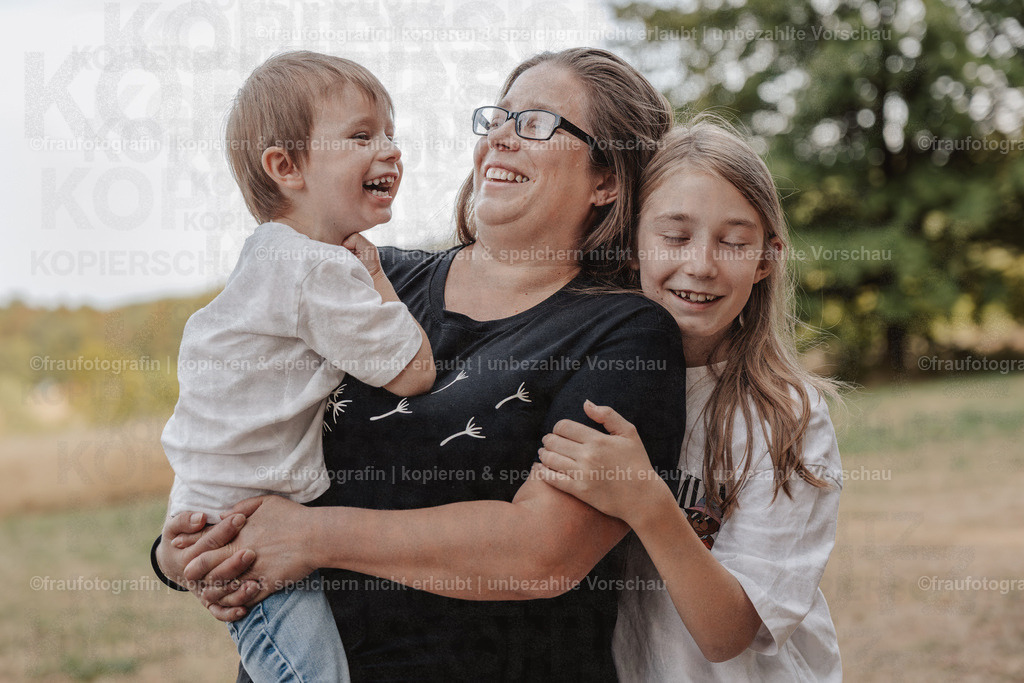 Fraufotografin_O3A2936 | Isabelle Schiminski ist ein Kitafotograf für Wiesbaden, Rheingau, Kiedrich, Untertaunus, Bad Schwalbach, Taunusstein und Mainz