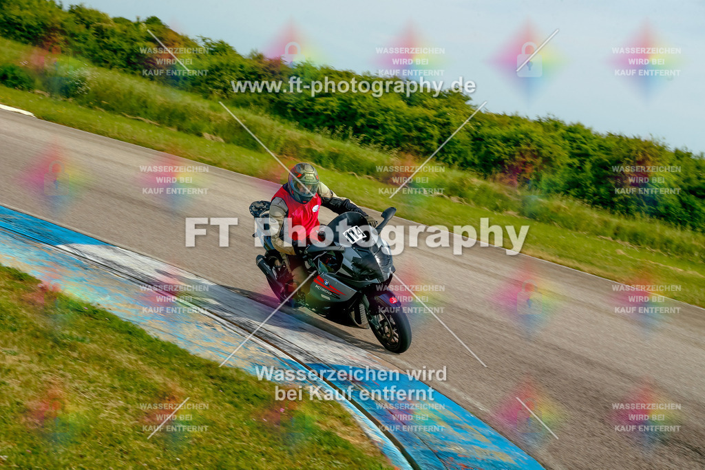 _MOT1152 | Hier findet Ihr Bilder von Touristenfahrten auf der Nürburgring Nordschleife oder von anderen Veranstaltungen die ich besucht habe. Viel Spass beim Durch Schauen 