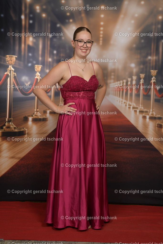 MT1_4850 | Wählen Sie hier bitte Ihr bestes Foto aus, mit diesem Bild wird Ihr Set produziert. Sollten Sie kein Bild wählen oder mehrere suchen wir das Beste aus!