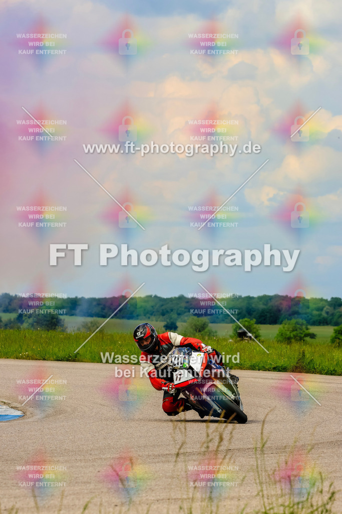 MotoTeam-1128 | Hier findet Ihr Bilder von Touristenfahrten auf der Nürburgring Nordschleife oder von anderen Veranstaltungen die ich besucht habe. Viel Spass beim Durch Schauen 