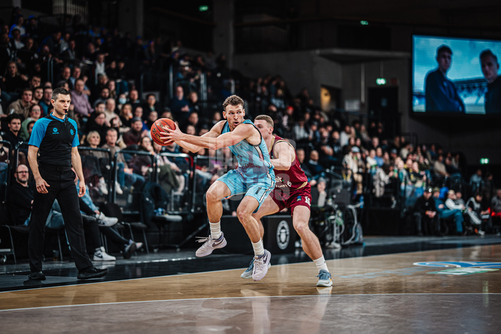 Basketball | Männer | Saison 2024/2025 | BKT EuroCup | Veolia Towers Hamburg vs. 7Bet-Lietkabelis Panevezys | 21.01.2025 | Brae Ivey (#1, Veolia Towers Hamburg)
