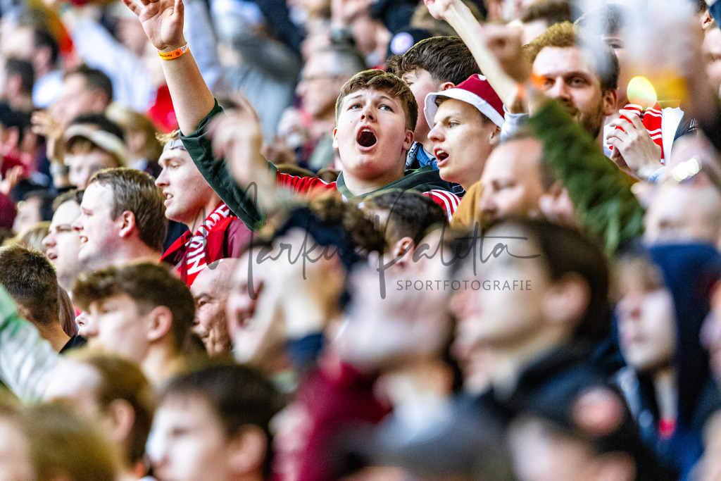 Fortuna Düsseldorf vs. Karlsruher SC | Düsseldorf, 30.04.2023: 2. Bundesliga, 30. Spieltag, Fortuna Düsseldorf gegen Karlsruher SC in der Merkur Arena in Düsseldorf. Foto: sportfotografie.ms | Markus Paletta - Realisiert mit Pictrs.com