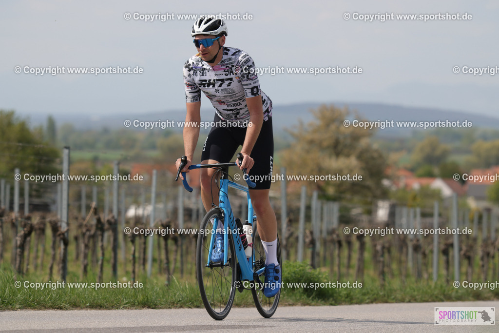 368A4445 | Neusiedlersee Radmarathon 2026@sportshot_your_pictrs #yourpictures#roadtowm2029 #nrm #neusiedlerseeradmarathon #neusiedlersee #neusiedlerseetourismus #burgenland #mörbisch #nrm26 #burgenlandtourismus #voglundco #poweredbyburgenlandtourismus #radsport #rad #marathon #ucigranfondo #visitburgenland #ucigranfondoworldseries