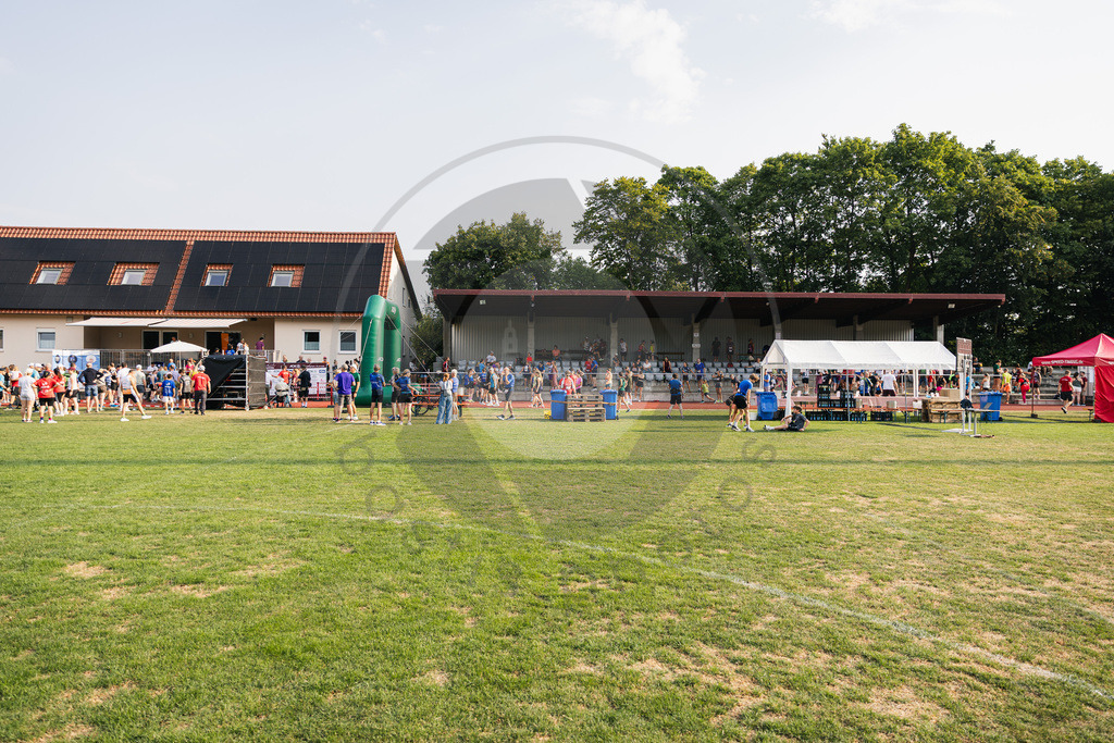 2026-07-26 Halbmarathon Moenchsdeggingen - 00001 | bastis.photos - Realisiert mit Pictrs.com