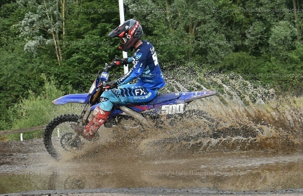 DSC_0456 (2) | Sportfotografie , Motorsport, Motoross, Reitsport, Mointainbike, Enduro,
Landschaft , Outdoor, Eventfotografie, Landschaft, Bilder online bestellen - Realisiert mit Pictrs.com