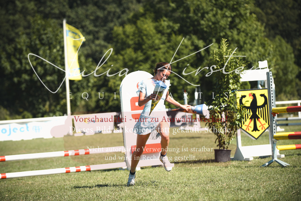 DSC_7449 | Pferde- und Turnierfotografie in Westsachsen. Pferdeportraits, Auftragszeichnungen und intuitive Kunst.
