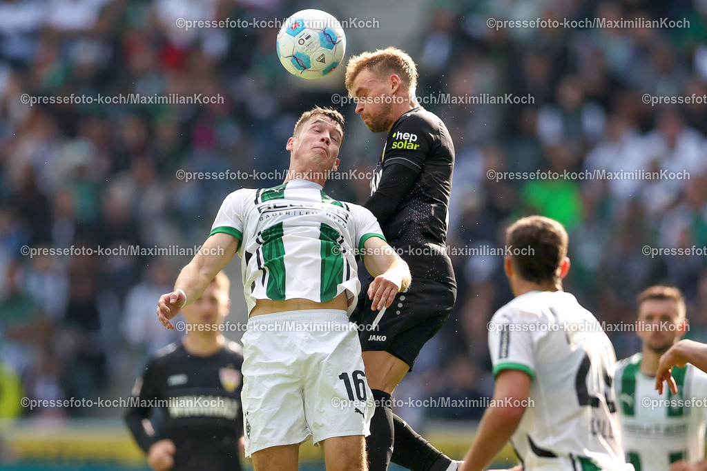 BMG14092401044 | 14.09.2024, 1. Fußball Bundesliga, Borussia Mönchengladbach - VfB Stuttgart, Borussia-Park, Saison 2024 2025: Zweikampf Kopfball Kopfballduell Philipp Sander (Bor. Mönchengladbach #16) gegen Maximilian Mittelstädt (VfB Stuttgart #7)DFB regulations prohibit any use of photographs as image sequences and or quasi-video.