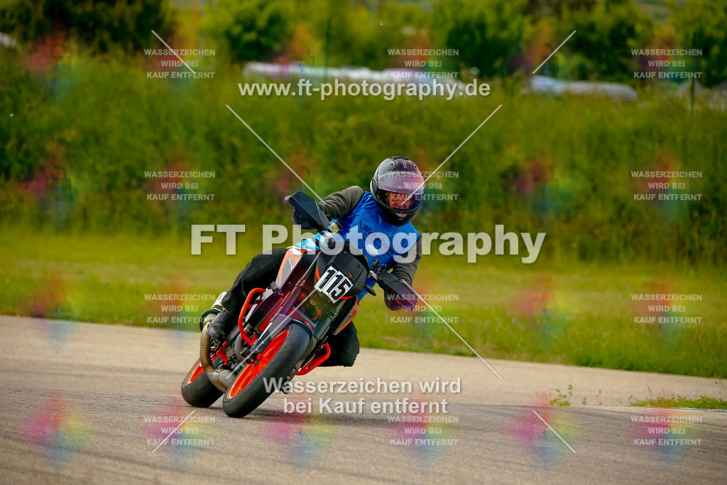 _MOT1364 | Hier findet Ihr Bilder von Touristenfahrten auf der Nürburgring Nordschleife oder von anderen Veranstaltungen die ich besucht habe. Viel Spass beim Durch Schauen 