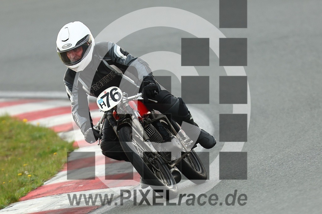 0h76-20260418_03559 | Schöne Erinnerungen an spannende Momente - das festzuhalten ist unser Job. PIXELrace.de ist seit 2003 auf den Rennstrecken Europas unterwegs um die Action draußen beim Fahren und die wunderbare Stimmung imm Fahrerlager für euch einzufangen.