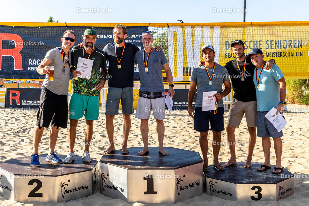 2024-00107713-Deutsche-Senioren-Beach-Meisterschaft |  08.09.2024; Berlin Foto: Gerold Rebsch - www.beachpics.de