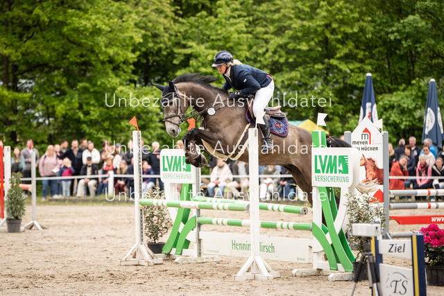 Bad_Meinberg_00369 | saradresslerfotografie - Realisiert mit Pictrs.com