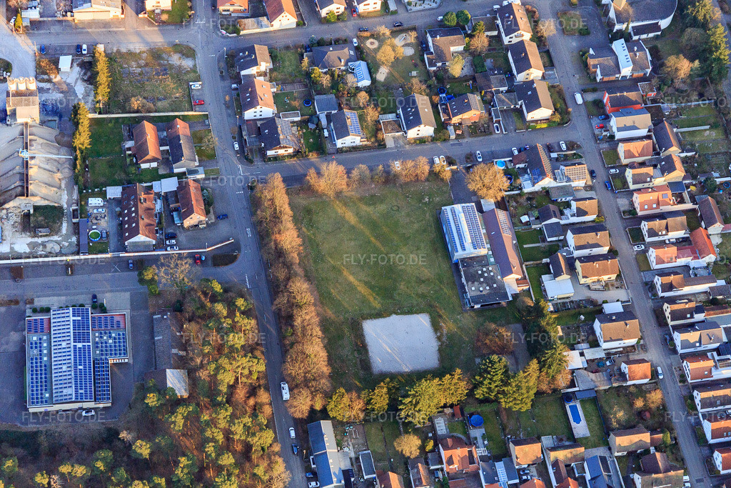 Luftbild: Sängerhalle und Turnverein Friedrichstal 1899 e.V. im Ortsteil Friedrichstal in Stutensee im Bundesland Baden-Württemberg in Deutschland. Foto: IMG_145516.jpg vom 07.03.2025 durch Werner Riehm/FLY-FOTO.deSAENGERBUND-FRIEDRICHSTAL.DE