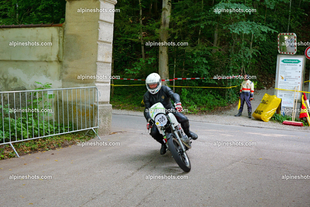 P1014922 | Erleben Sie atemberaubende, hochqualitative Fotos Ihrer Fahrt entlang der malerischen Alpenstraßen. Besuchen Sie alpineshots.com, um professionelle Aufnahmen Ihrer unvergesslichen Reise zu finden und zu kaufen - Realisiert mit Pictrs.com