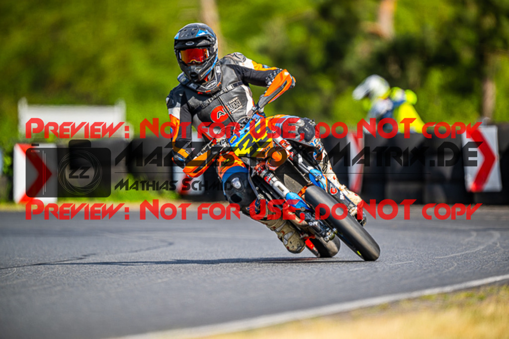 MaZZes_FotoMatrix_220528_3118 | Fotograf Mathias Schmid
Sportfotograf,
Eventfotograf,
Hochzeitsfotograf,
Portraitfotograf