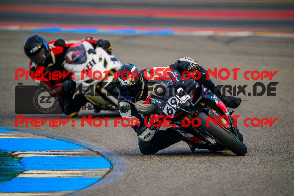 MaZZes_Fotomatrix_20250929_6007705_5019-2 | WEISS