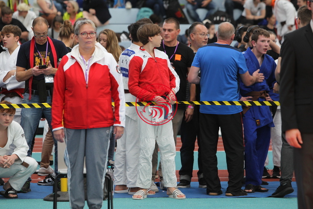 JT6F9784 | Fotos vom Adler Cup - Pictures from Adler Cup

Hier findet Ihr alle Eindrücke und großen Momente der Adler Cup Wochenenden. Here you will find all impressions and great moments of the Adler Cup weekends. - Realisiert mit Pictrs.com