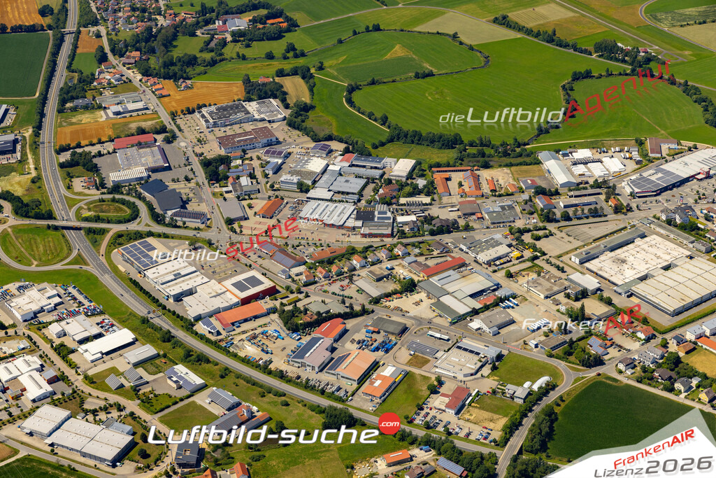 Die Luftaufnahme Gewerbegebiet - Cham wurde 2022 vom Flugzeug aus (keine Drohne) erstellt. Hohe Auflösung -für große Poster und Wandbilder geeignet - Garantiert!