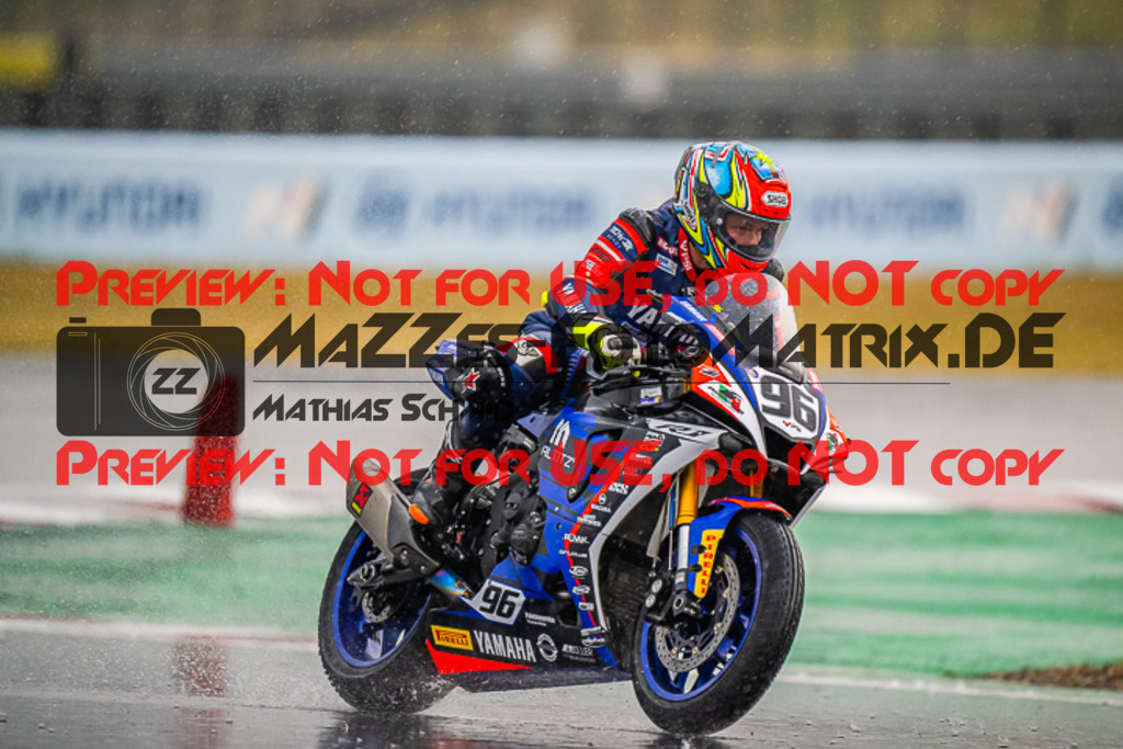 MaZZes_FotoMatrix_220624_4509 | TWINCUP