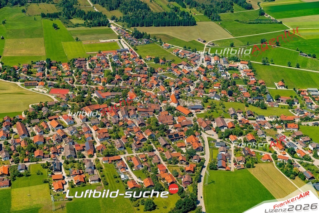 Luftaufnahme von  Königsdorf - Die Luftaufnahme wurde 2025 vom UL-Flugzeug heraus erstellt ( keine Drohne ) - Hochauflösende Luftaufnahme - für professionelle Ausdrucke geeignet. Die Geschenkidee !Mit Lizenz und Bildrechte bestellbar