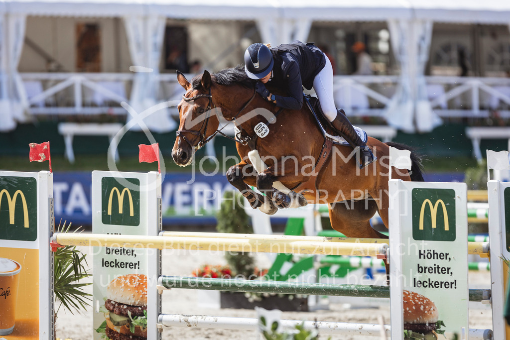 240714_BHO_M2-Spr-1-246 | Deine schönsten Turniermomente als professionelle Fotos! Entdecke hochwertige Pferdesport-Fotografie im Online-Shop. Jetzt Fotos finden & bestellen!