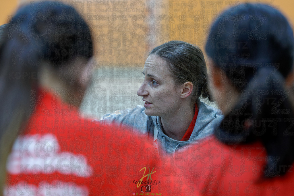 2024-10-19_162 | Jugendbundesliga B-Jugend weiblich; HSG Kleenheim/Langgöns - Longericher SC am 19.10.2024 in Oberkleen (Weidig-Halle) - Realisiert mit Pictrs.com