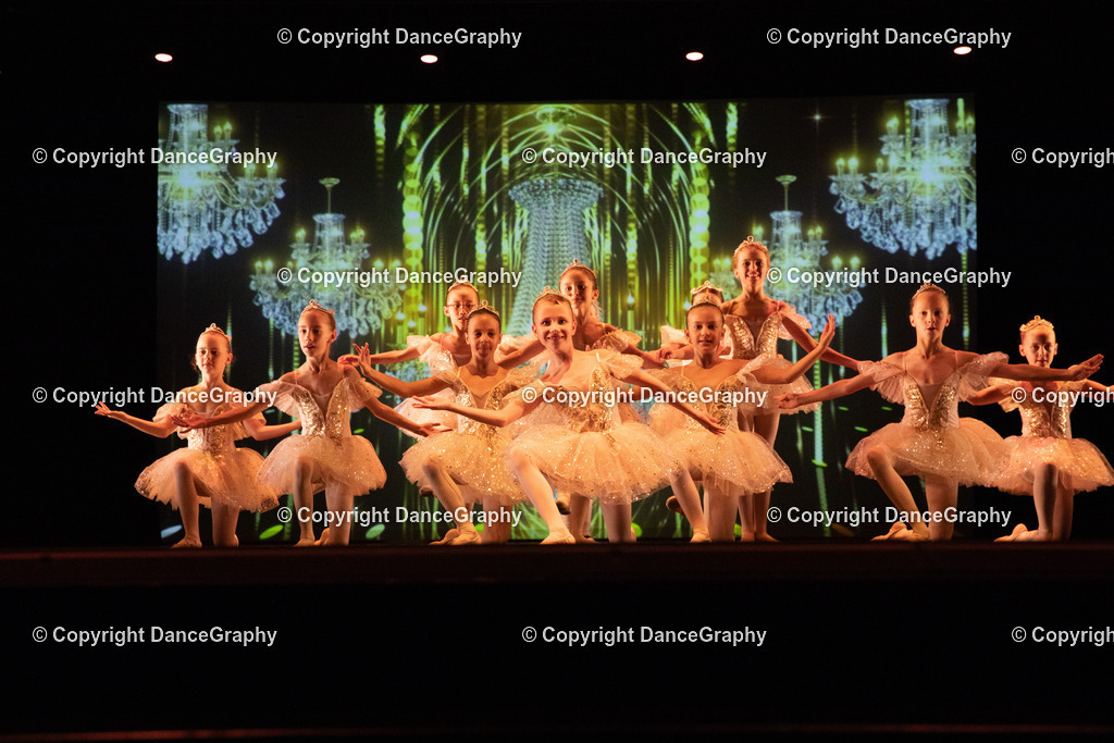 GPHY6580 | DanceGraphy - Realisiert mit Pictrs.com