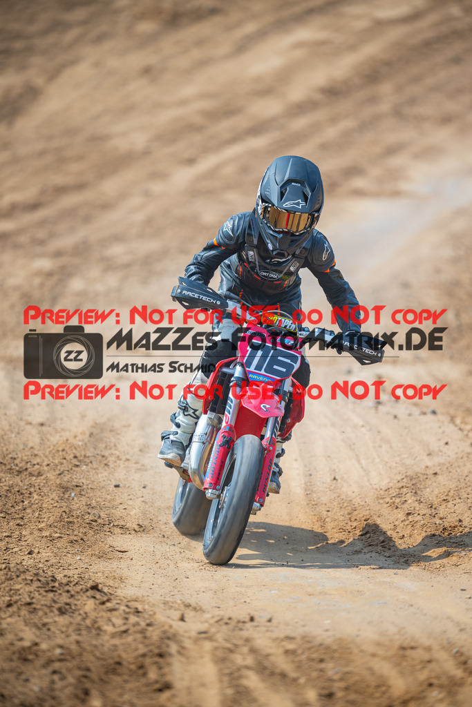 MaZZes-Fotomatrix-20260816-615436 | ROOKIES