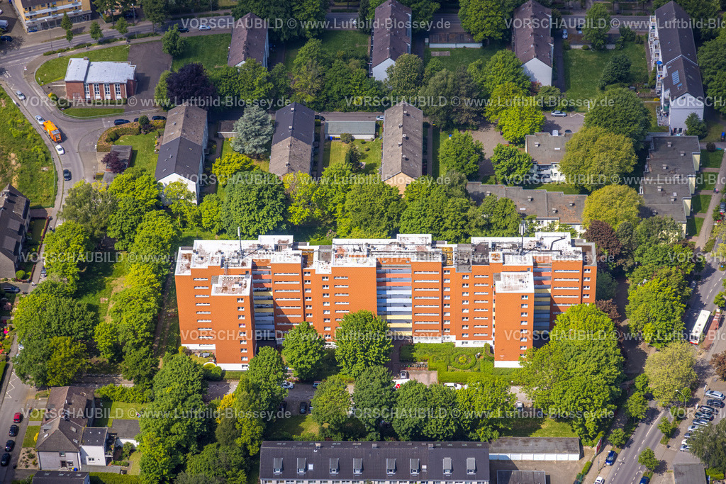 Gladbeck230510521 | Luftbild, Hochhaus mit orangefarbener Fassade, Brunnenstraße,Reihenhäuser Wohnsiedlung, Zweckel, Gladbeck, Ruhrgebiet, Nordrhein-Westfalen, Deutschland
