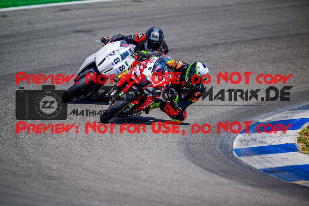 MaZZes_Fotomatrix_20250628_6007705_4501-2 | WEISS