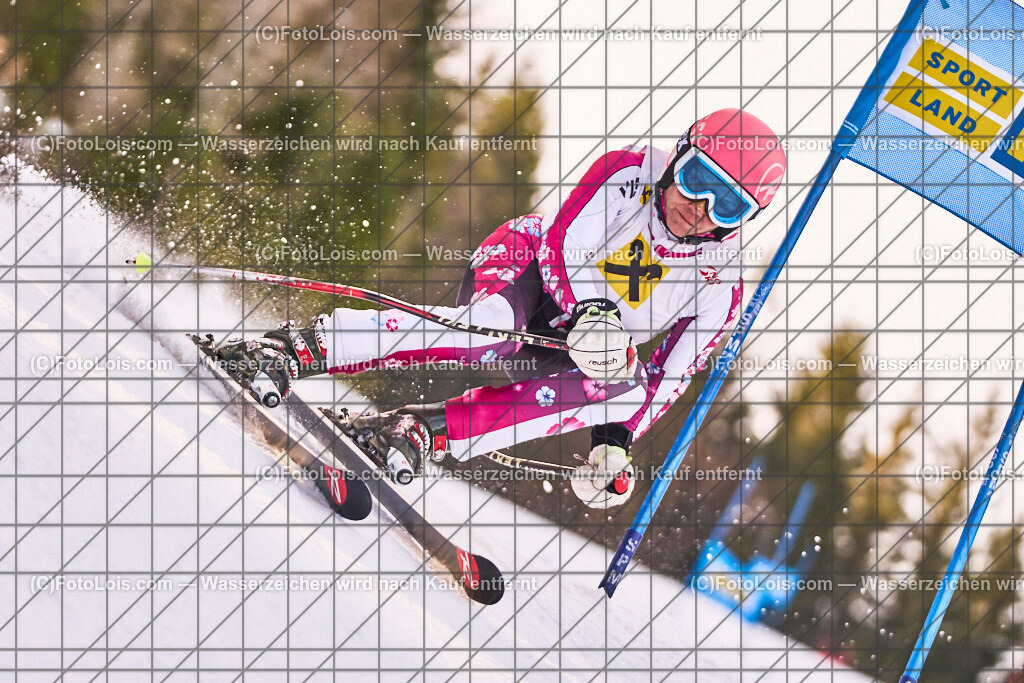 ALP0825_MastersCup-RTL-II_LKHF_Stickler Martina | NÖ Raiffeisen MastersCup, Jugend - Damen - Herren, Riesentorlauf-Rennen 2 auf der Fuchswaldpiste in Lackenhof am Ötscher, durchführender Verein: Schiklub Lackenhof, So 9. Februar 2025.