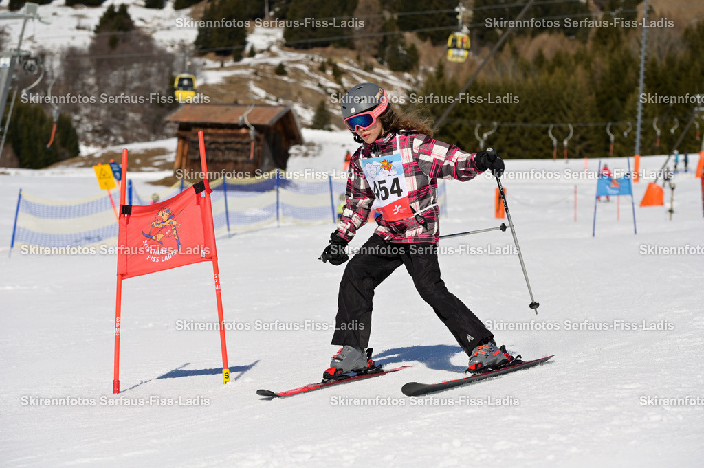 SRF_27.02.2026_341 | Skirennfotos,Serfaus,Fiss,Ladis,Kinderskirennen,Winter,Tirol,Oberland,skirace,SFL,feelfree,weil wir's genießen,ski,Ski,skifahren,Sonnenplateau, - Realisiert mit Pictrs.com
